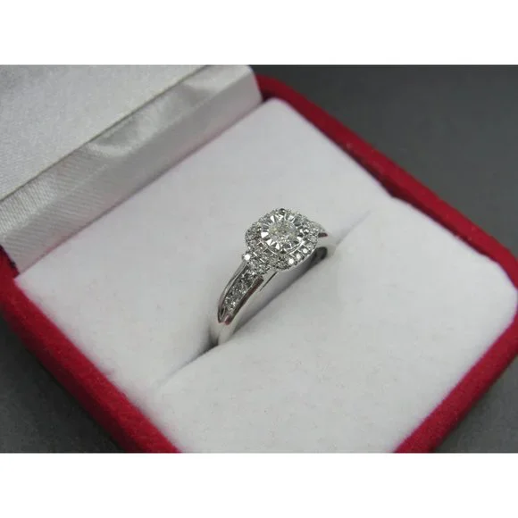 Size 7 10K White Gold 2.2 Total Carat Weight Of Natural Diamonds Band Ring - Picture 4 of 10